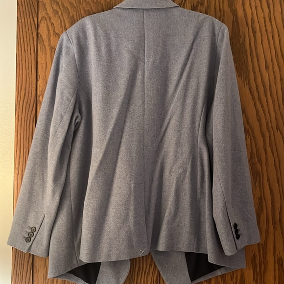 Loft Blazer - Picture 3 of 4